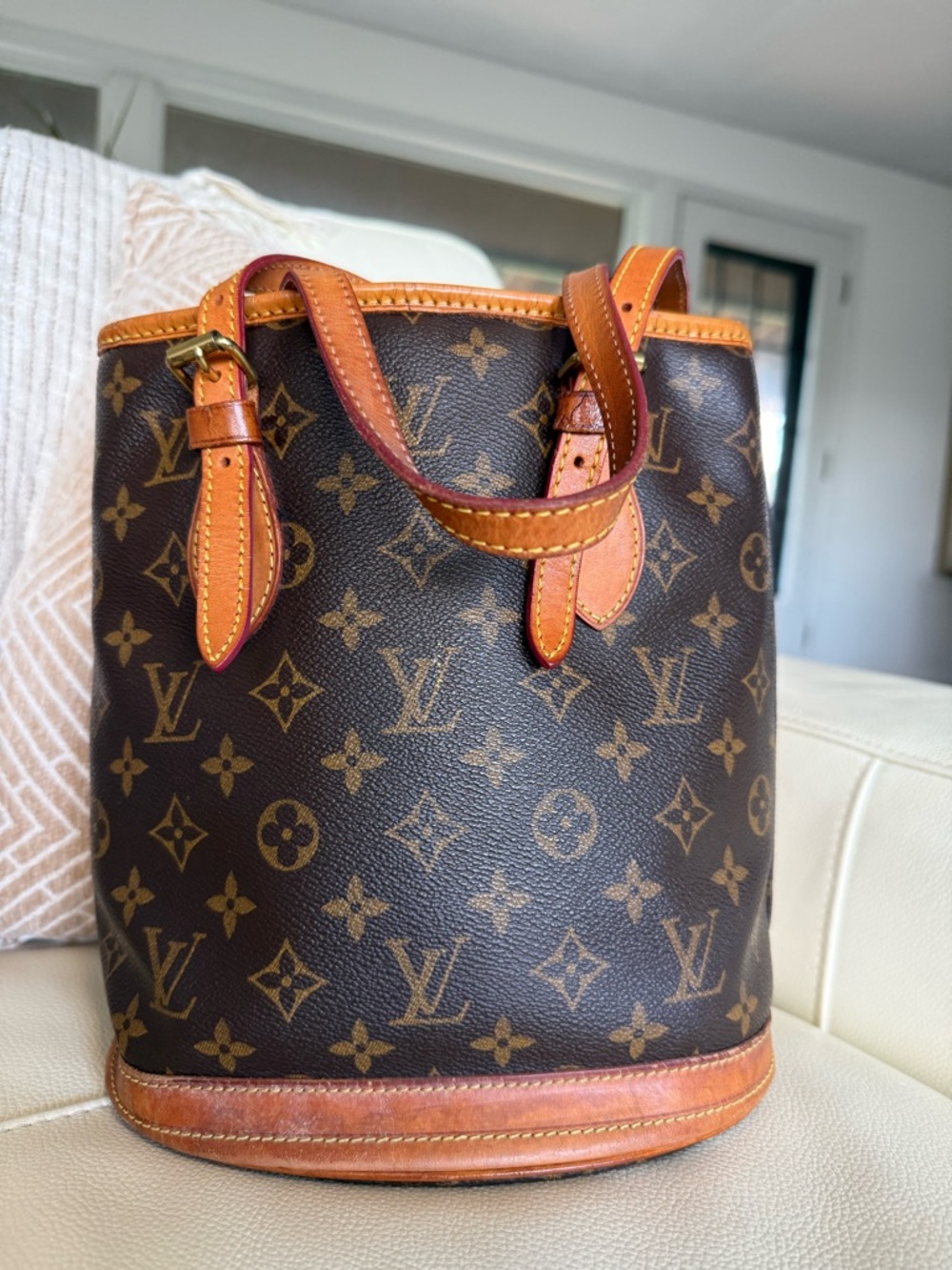 Louis Vuitton Monogram Canvas Bucket Bag - Brown/Tan Leather - Picture 2 of 14